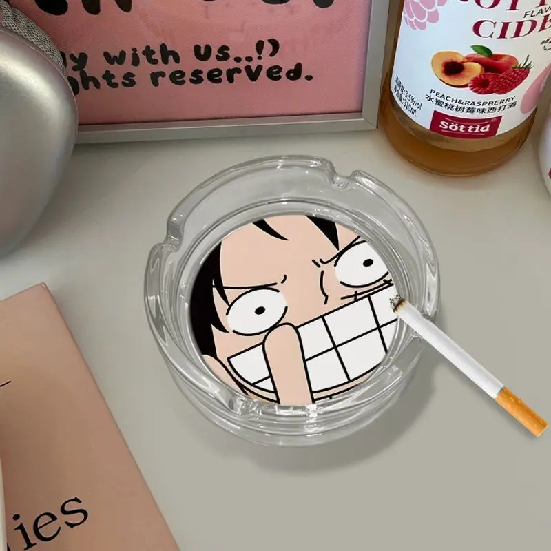 

1pc One Piece Luffy Ashtray, Home Glass Living Room Decorative Ornament, Stylish Gift for Friends