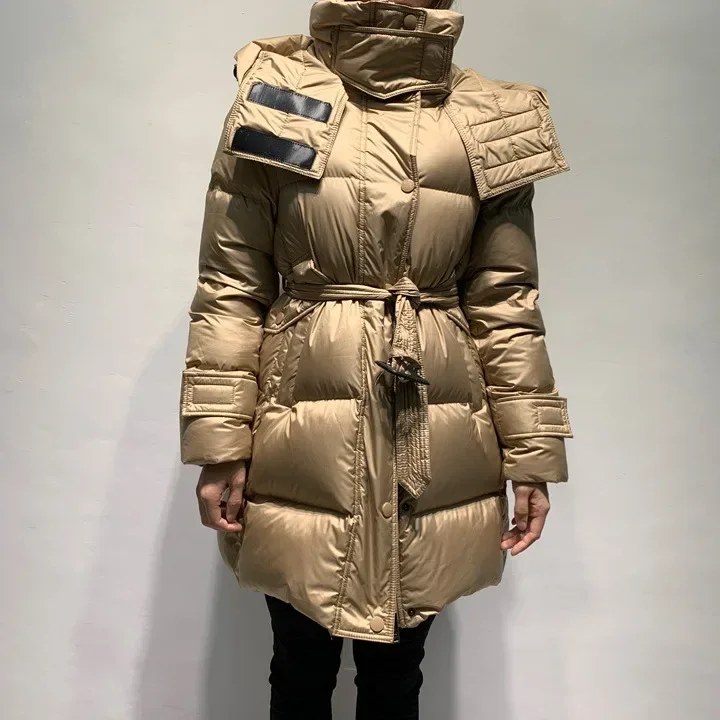 Doudoune pour femme de mode d'hiver, doudoune ajustée à capuche à lacets pour les déplacements domicile-travail