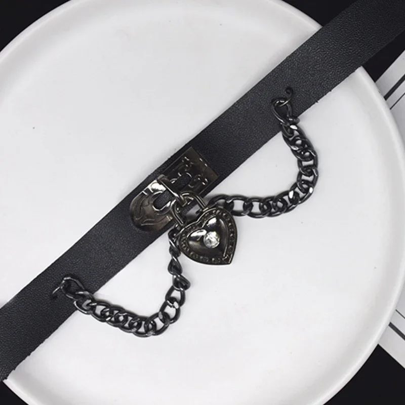 Leather Punk Choker Necklace Adjustable Individuality Streetwear Sexy Metal Collarbone Chain Collar for Women