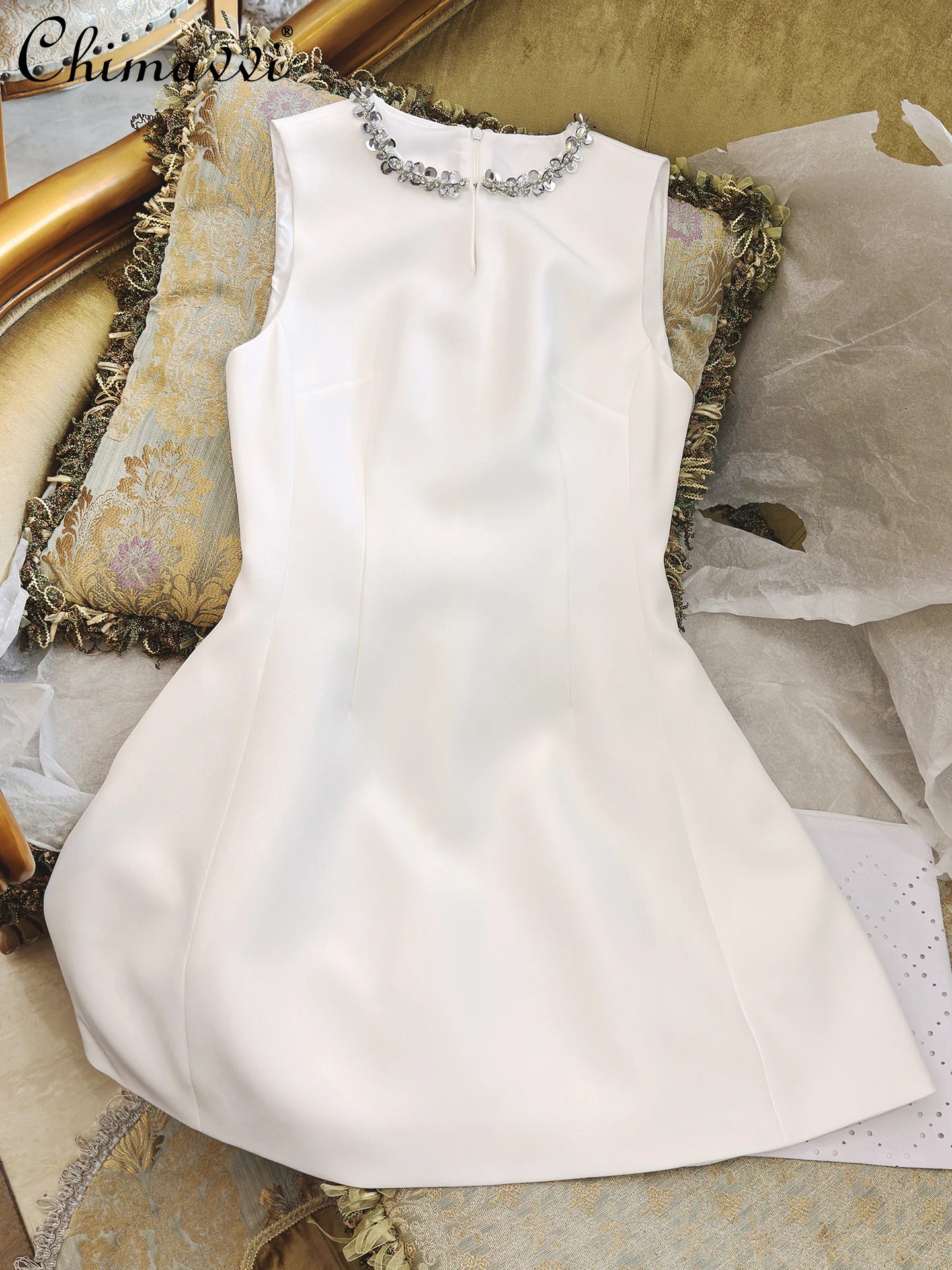 

2025 Autumn New French Style Sequin Round Neck Hollow Out Short Dress Fashion Slim Fit Elegant Pure Sleeveless Party White Dress