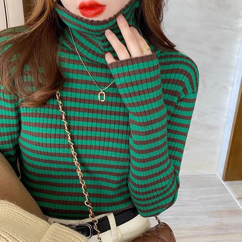 เสื้อไหมพรมคอเต่าลายทางสำหรับผู้หญิง สไตล์สปริง/ออทั่ม แขนยาว ทรงเข้ารูป ยืดหยุ่นได้