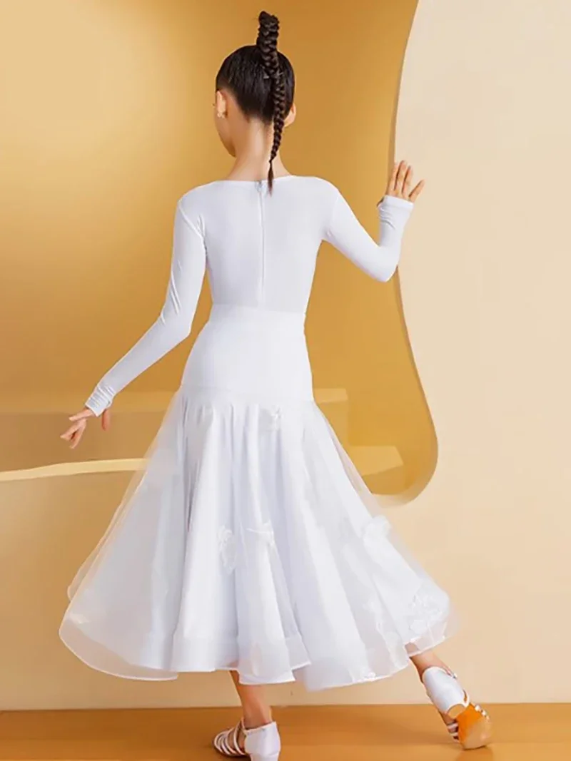 เด็กผู้หญิงวิทยาลัยกระโปรงเต้นรำสมัยใหม่สีขาวชุดเต้นรำมาตรฐานแห่งชาติชุดเดรสชุดฝึกซ้อมการแข่งขันวอลทซ์