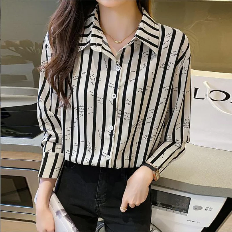2025Spring and Autumn Elegant Female Blouses ﻿ Loose Striped All-Matching Single-Breasted Shirts Ladies Blouse