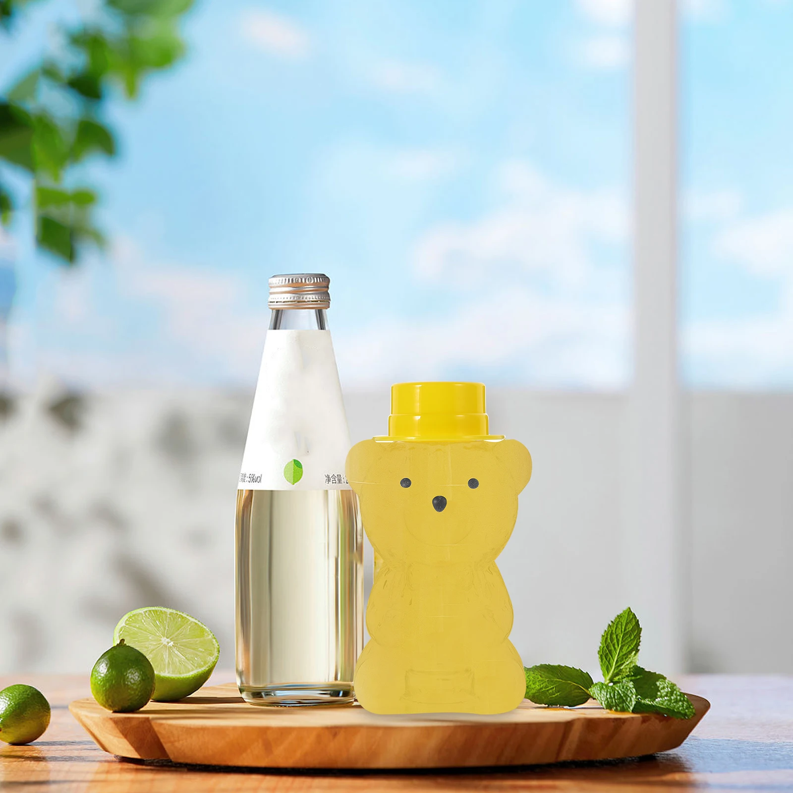 

6pcs Bear Cute Clear Beverage Bottle Cartoon Small Bear Bottle Reusable Plastic Drink Containers for Milk Tea Juice Storage