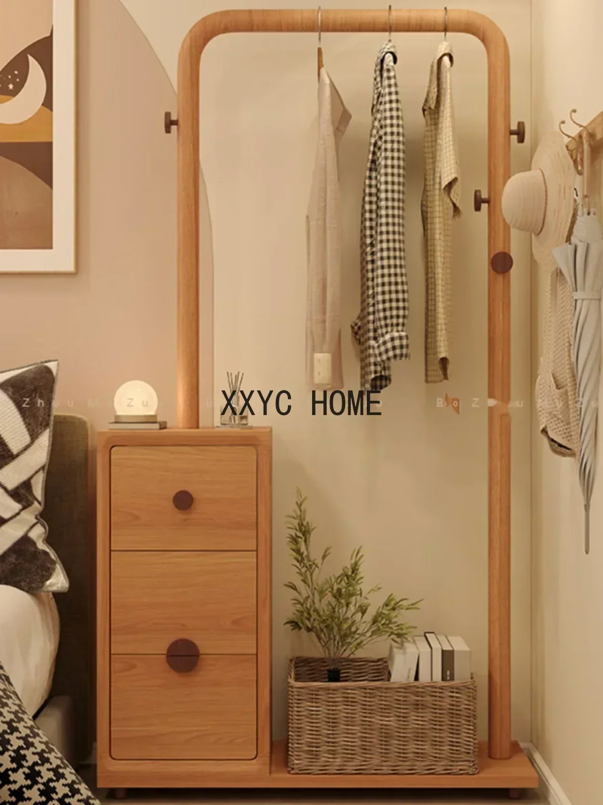 Mesita de noche con perchero de piso a techo de nogal negro