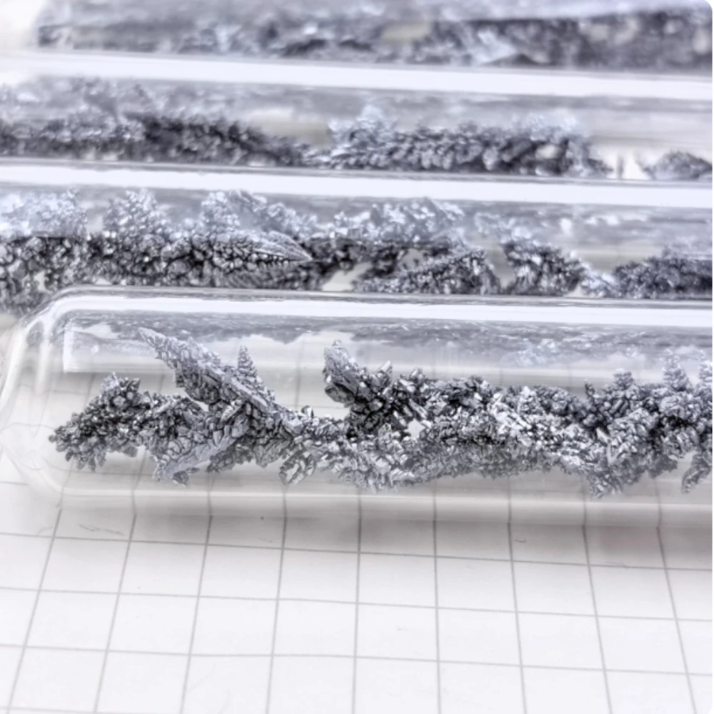 Glass-encased Metal Vanadium Ornament, Tree-branch Shaped Vanadium Element Periodic Table Display Collectible Gift