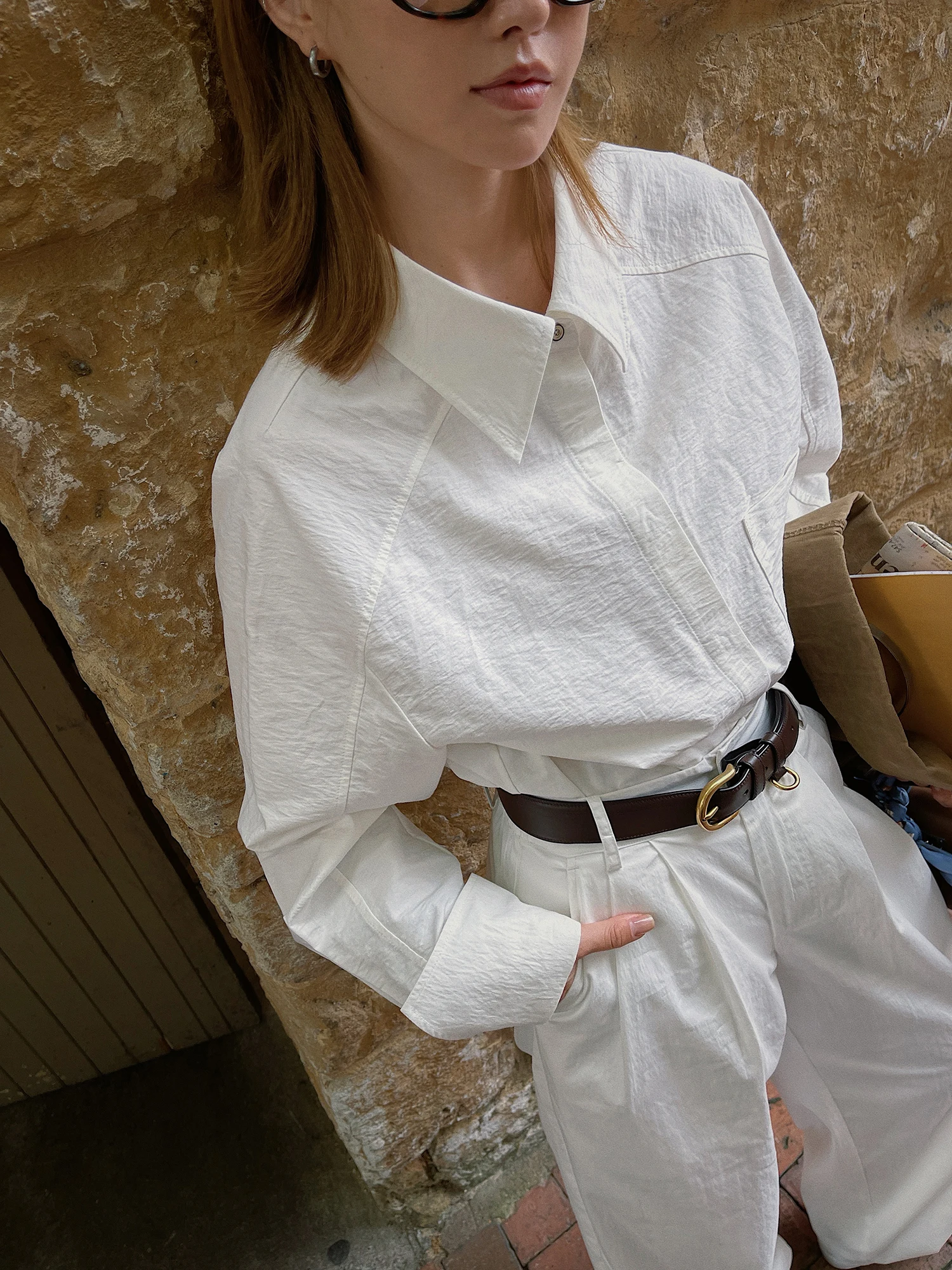 

MOERSHOP Casual Style White Long Sleeve Shirt Elegant Cool Sensation Loose Fit Cotton Sun Protection Women's Button up Shirt