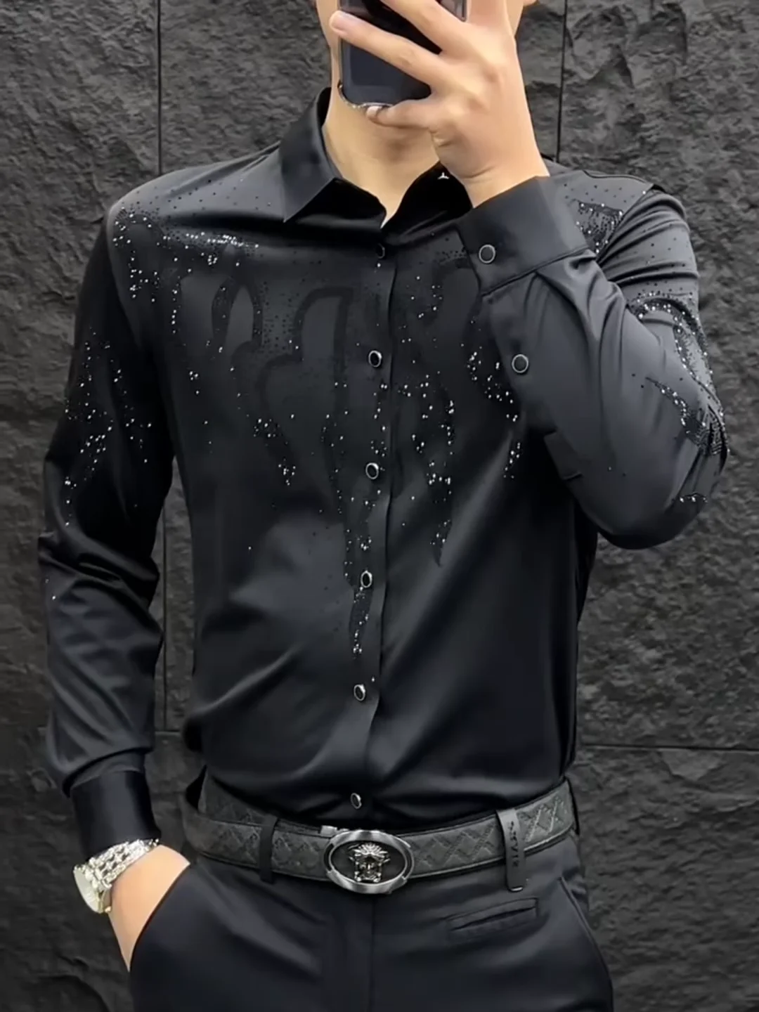 

Casual Men's Long Sve irt Comfortable Faionable Diamond Studded No Iron Treaent Autumn Collection 2066