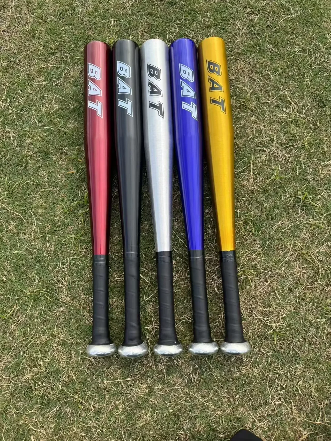 Set de Bate de Béisbol de Aleación de Aluminio de 20 Pulgadas con Guantes de Softbol - Equipo Deportivo de Cuatro Piezas para Exteriores, Herramienta de Autodefensa para el Hogar