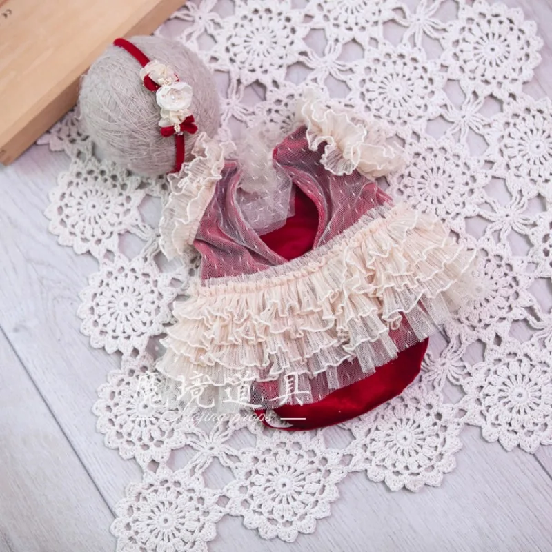 Newborn Baby Girls Photography Props Red Lace Outfits Dress with Headband 2pcs Set Studio Photoshoot Clothing Bodyuist Prop