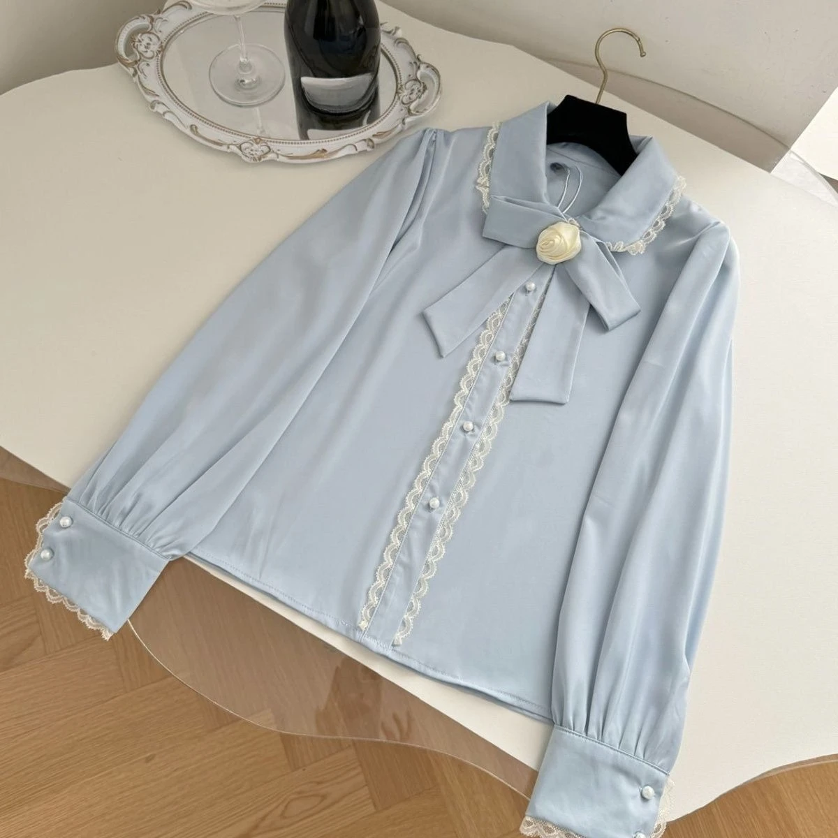 

Korean Fashion Autumn New Women Tops Shirts Bow Lace Splicing Turn Down Collar Long Sleeve Casual Elegant Shirts Clothing