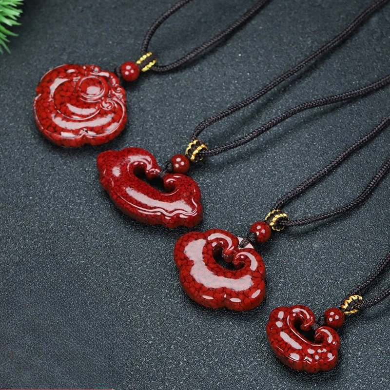 

Crystal Sand Auspicious Cloud Ruyi Safety Lock Pendant, Classic Versatile Jewelry