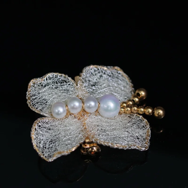 

SGARIT Natural Freshwater Pearl Butterfly Brooch Luxurious 14k Gold Filled Women's Coat Elegant Accessories Dinner Corsage Pin