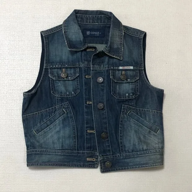 Vintage Washed Denim Crop Vest Sleeveless Frayed Hem Button Down Pocket Women Y2K Grunge Streetwear Waistcoat