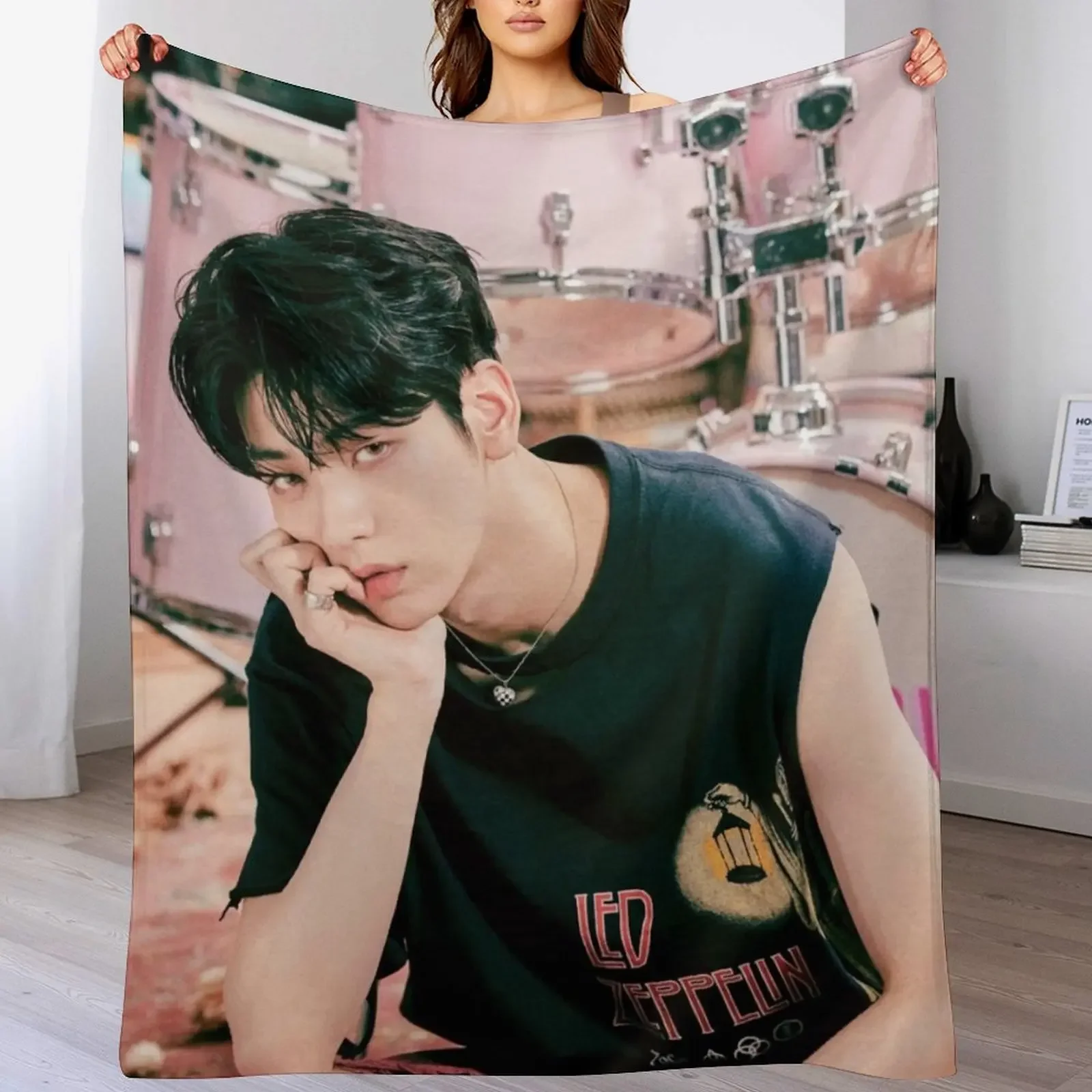 soobin Throw Blanket Picnic christmas decoration Summer Blankets