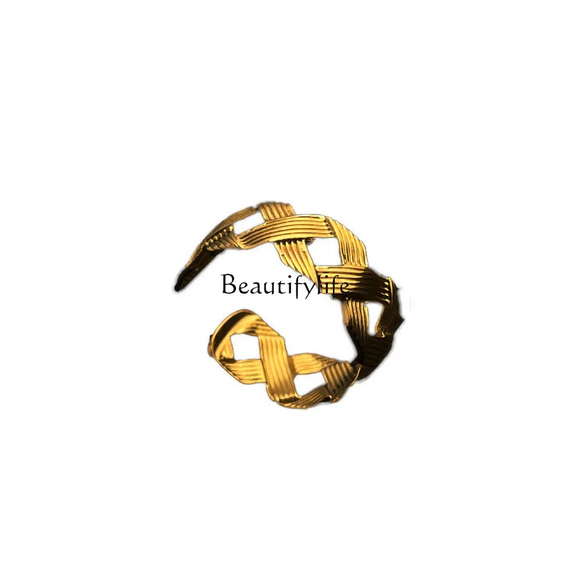 

Texture design Stainless steel jewelry plated 18K gold geometric fashion high-end open accessories men