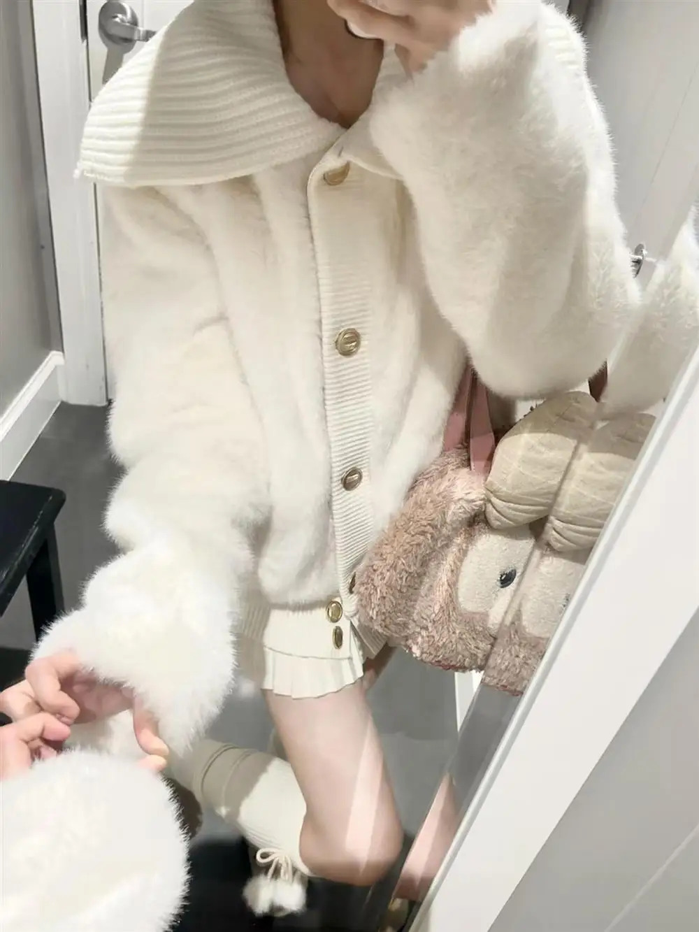Elegant White Collar Knitted Fur Coat Women's Autumn Winter New Style Soft Cozy Eco-friendly Fashion High Quality Sweater Car...