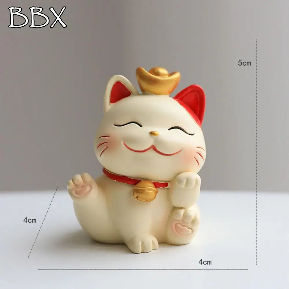 

Shake Head Lucky Cat Car Decoration Cartoon Cat Waving Arm Mini Lucky Cat Figure Multipurpose Resin Maneki Neko Ornament
