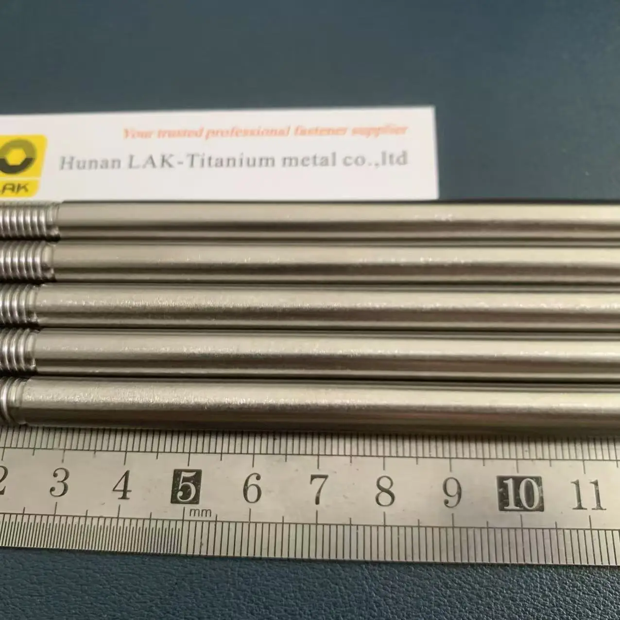 مسامير مسمار خيوط سبائك التيتانيوم ، M8x150 Gr5