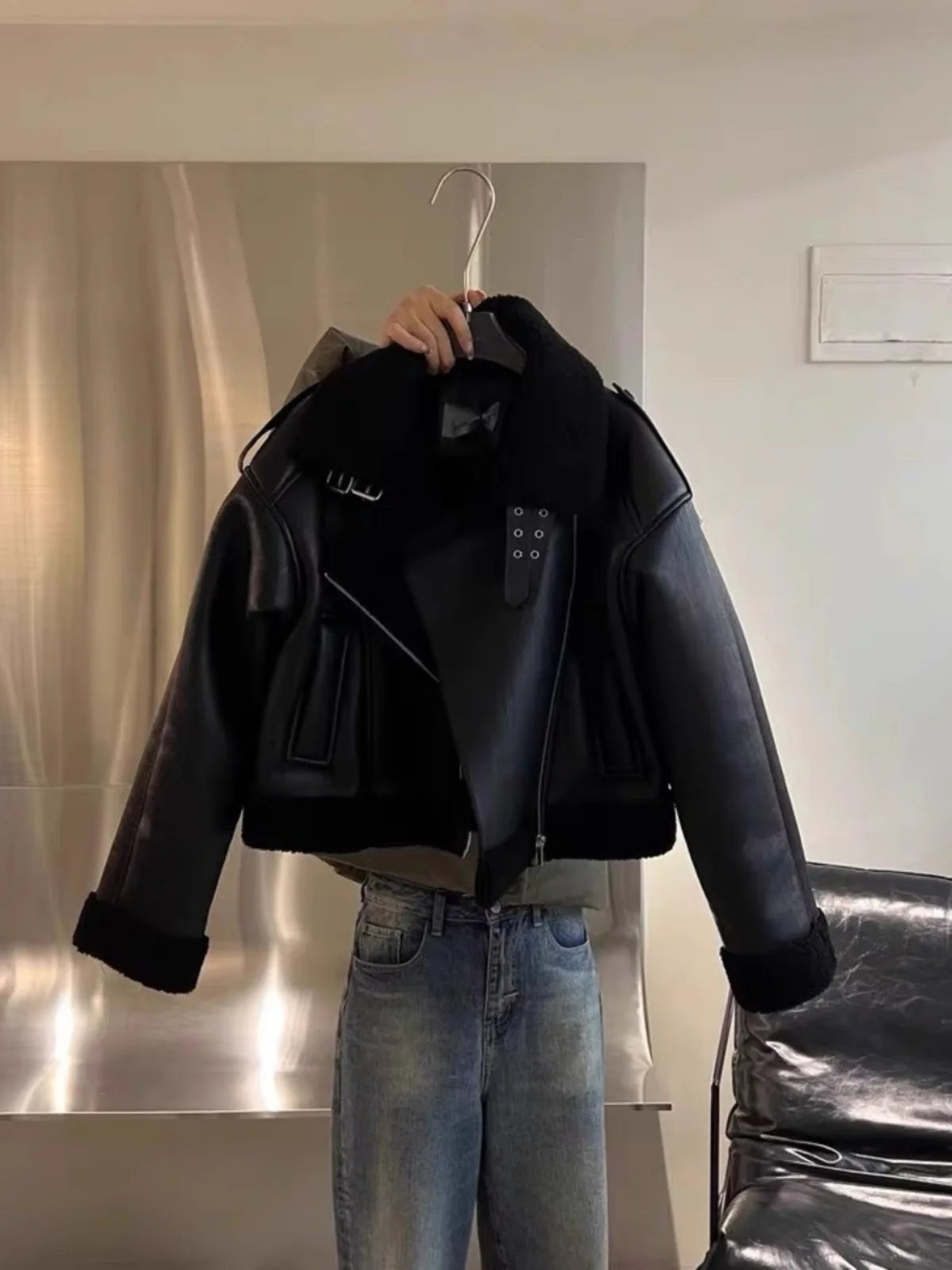 Winter Thiened ort Fur Leather Jaet Women's Korean Sle Retro Lamb Fur Lined Biker Coat Trendy Outerwear