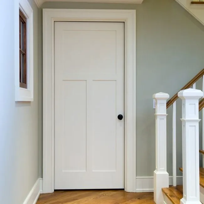 Customization Modern Design Solid Wooden Finished Interior Door For Hotels And Houses Side Opening For Rooms Use