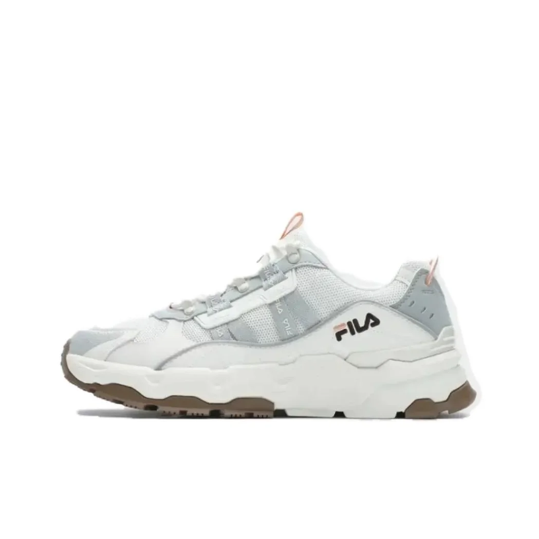 FILA Trek Abrasion Resistant Breathable Lightweight Height Increasing Low top Chunky Sneakers Men's White F12M422115FWW