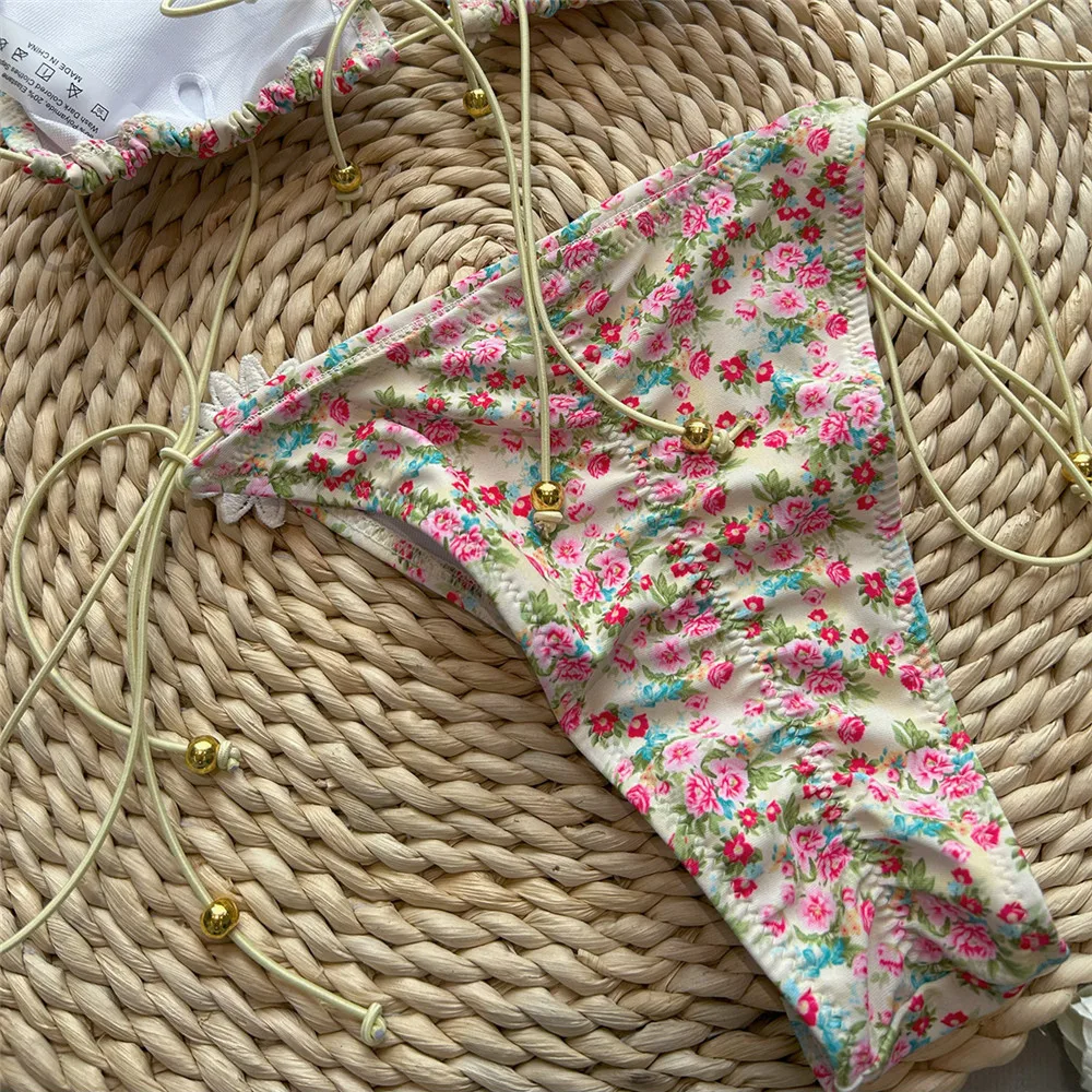 Amarelo floral impressão corda tanga micro biquíni sexy maiô feminino 2025 flor applique banho triângulo conjuntos biquinis