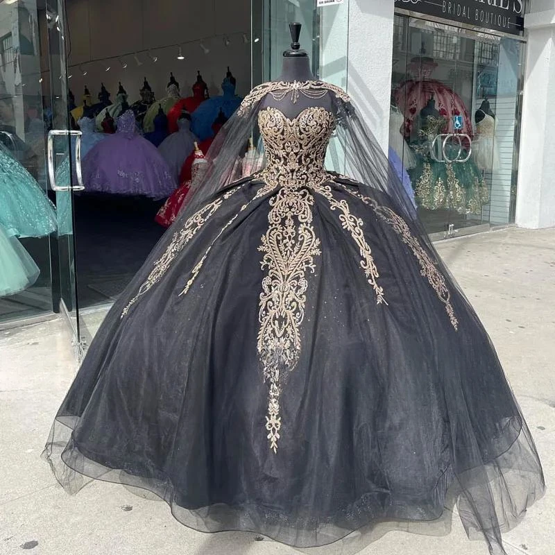 

Luxury Black Ball Gowns Quinceanera Dresses Beading Sequined Appliques Sweetheart Lace Party Princess Skirt Vestidos De Fiesta