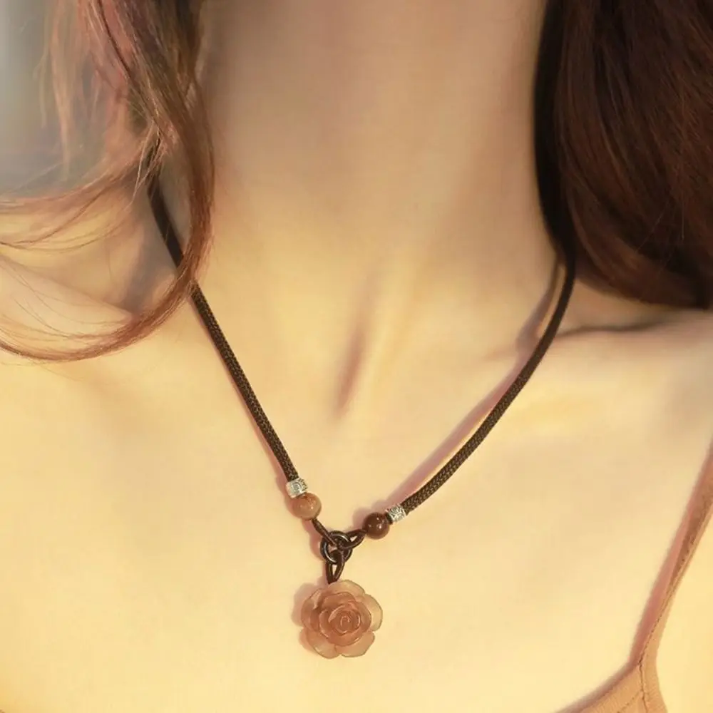 Vintage Ethnic Camellia Stacking Necklace Chic Chain Flower Beads Necklace Vintage Trendy Round Pendant Necklace Women