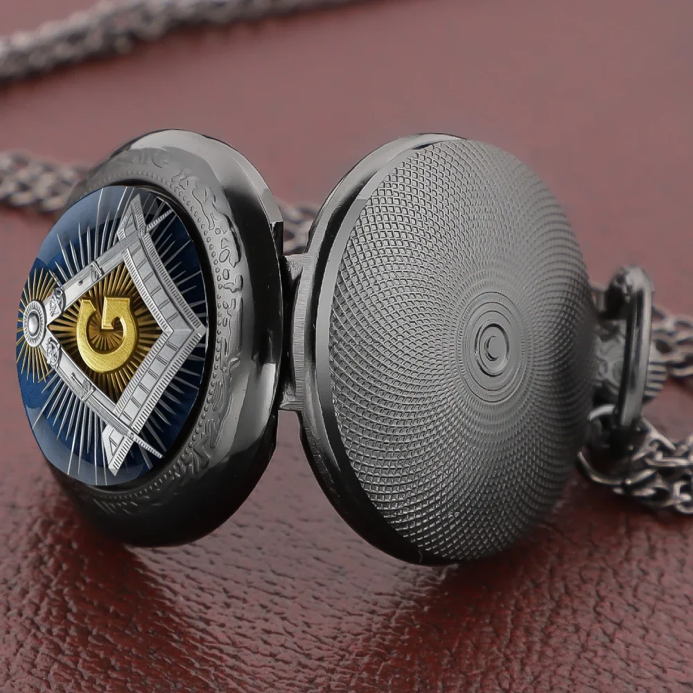 

Glass Dome Quartz Pocket Watch with Mysterious Freemasonry Vintage Accessory Women Necklace Pendant Clock Men Gifts Kid Souvenir