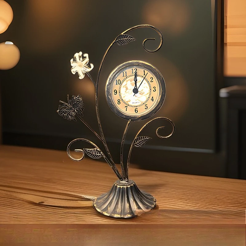 

LH retro old desk clock desktop ornament decoration silent bedroom living room wrought iron