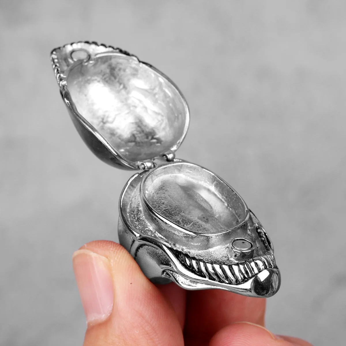 Stainless Steel Men Rings Venom Domineering Cool Punk Rock Hip Hop for Biker Male Boyfriend Jewelry Creativity Gift Wholesale