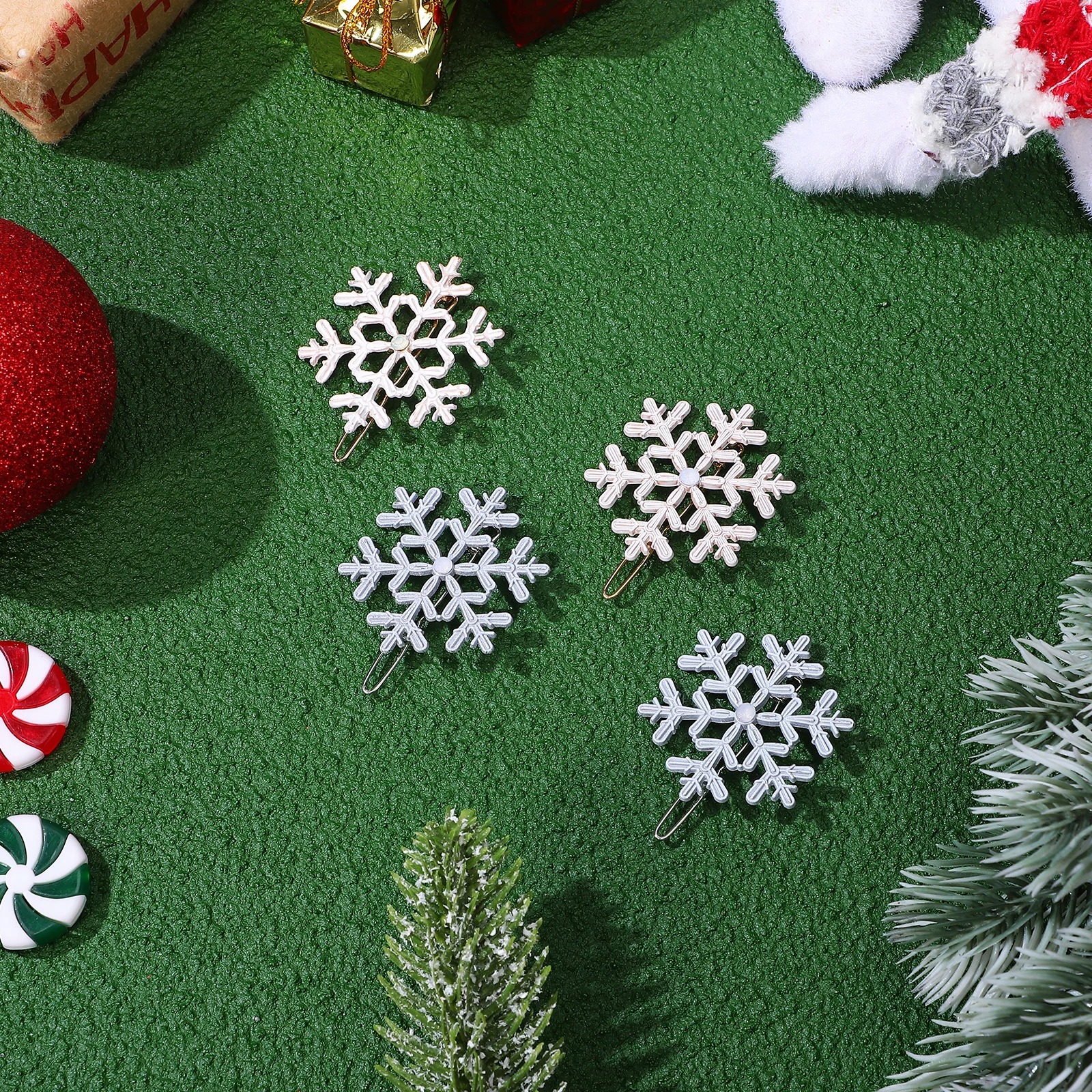 

4Pcs Snowflake Hair Clips Exaggerated Christmas Hair Accessories Shiny Alloy Barrettes for Girls Women Party Cosplay