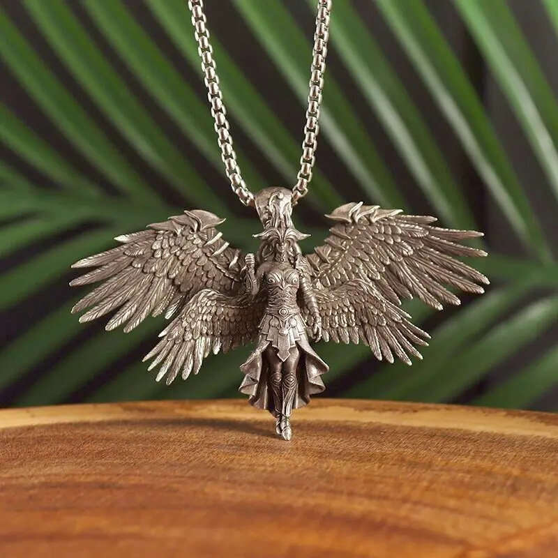 Fashion Domineering Four Wings Armor Demon Warrior Pendant Necklace for Men Personality Retro Fashion Jewelry