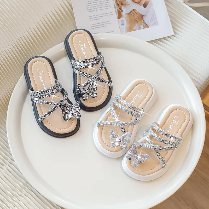 

Girls Sandals Summer New Kids Flat Slippers Rhinestone Bowknot Shoes 2025 Temperament Princess Children All-match Flip-flops