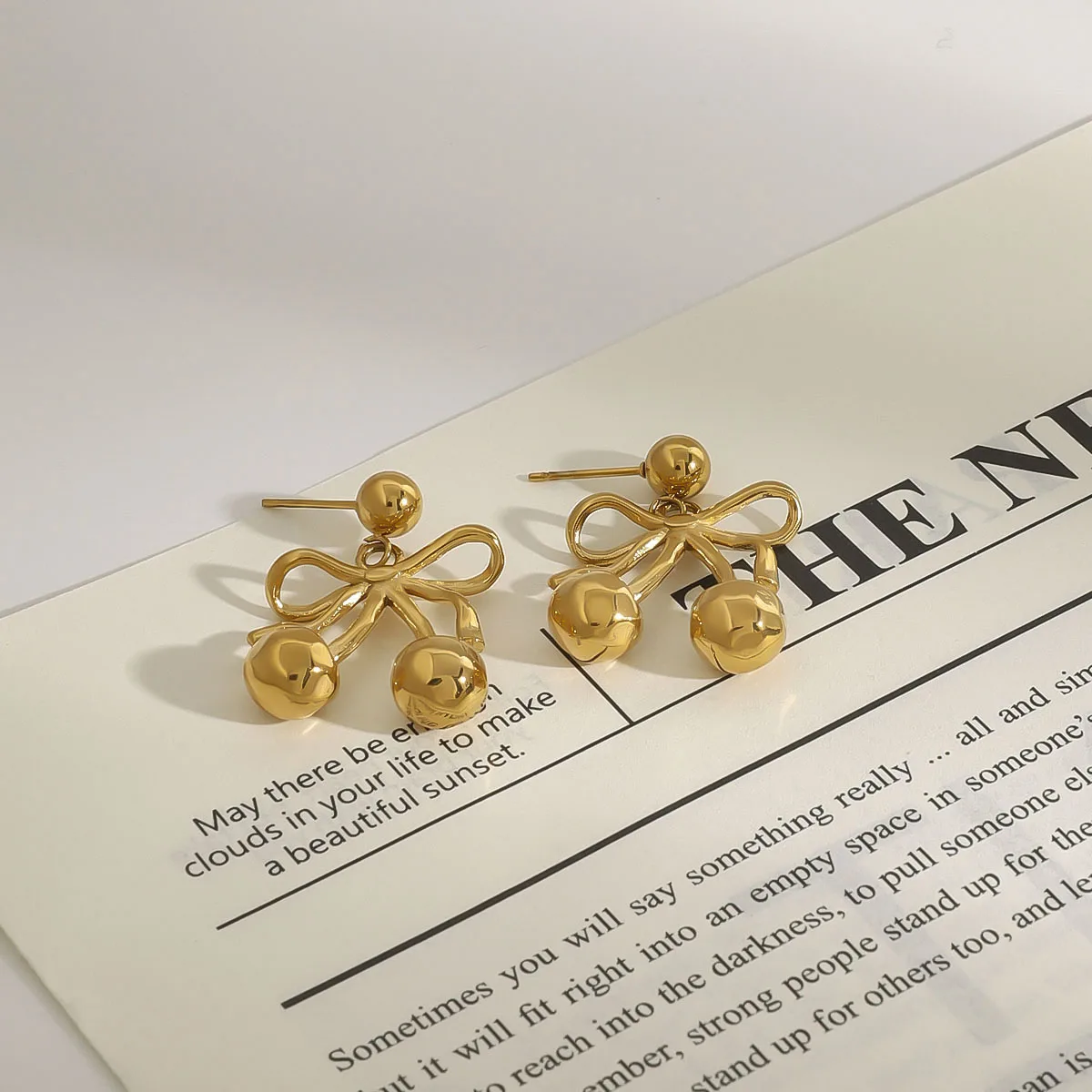 يوري الحد الأدنى القوس الكرز قلادة الأقراط الفولاذ المقاوم للصدأ تنوعا شعبية PVD مقاوم للماء مجوهرات هدية