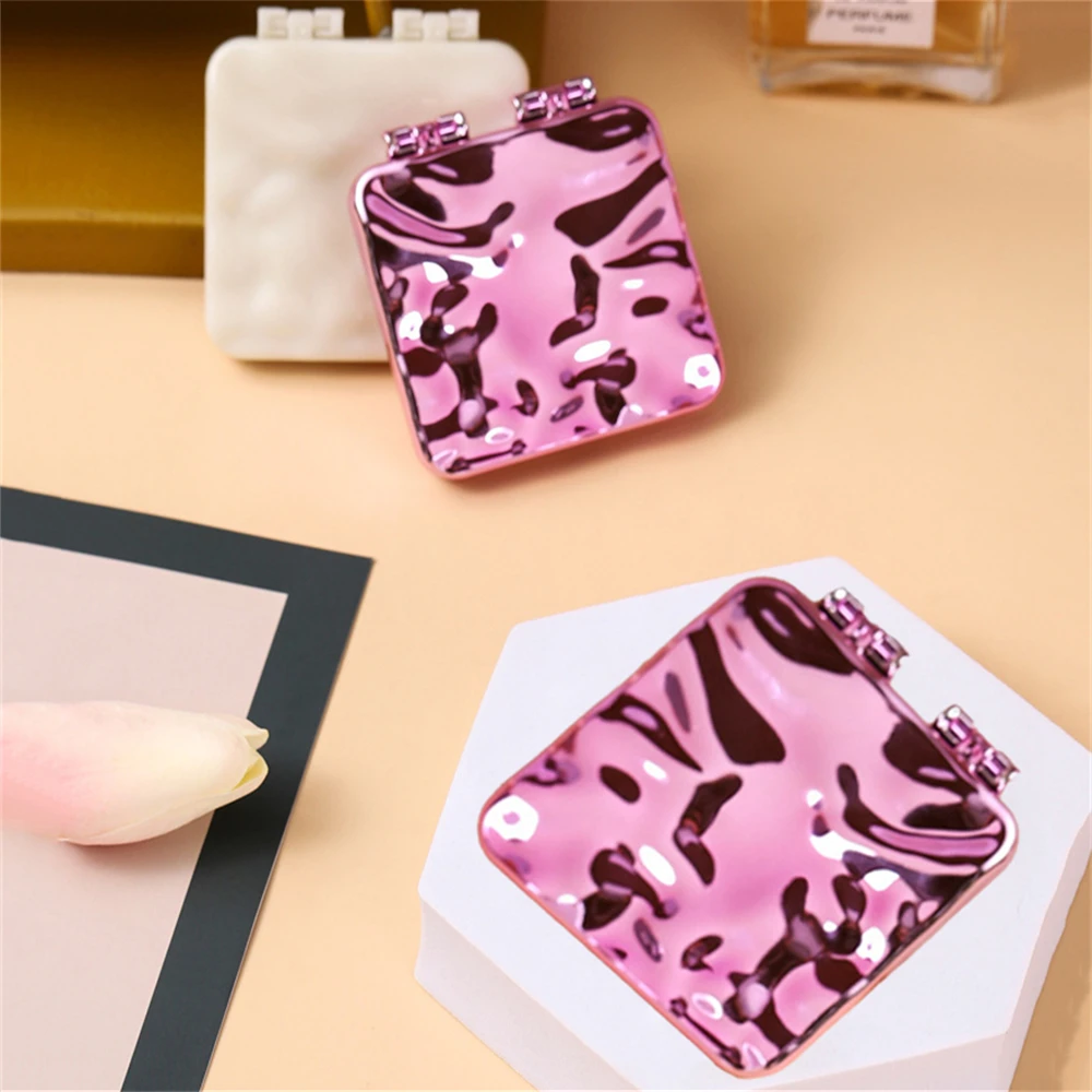 1PC Dubbelzijdige Kleine Spiegel Voor Vrouwen Draagbare Opvouwbare Handbediende Kan Stand Make-Up Spiegel High-definition SpiegelCosmetische Gereedschappen