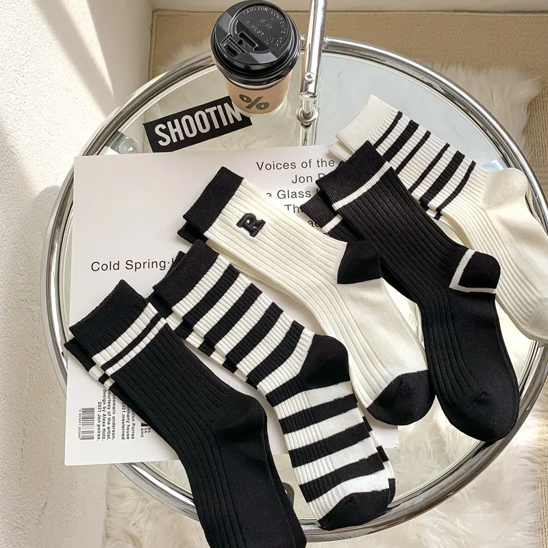 

5/10 Pairs Stripe Splice Women Knit Socks Black White Embroidery Fashion Winter Girl Socks Casual Versatile Comfortable Socks