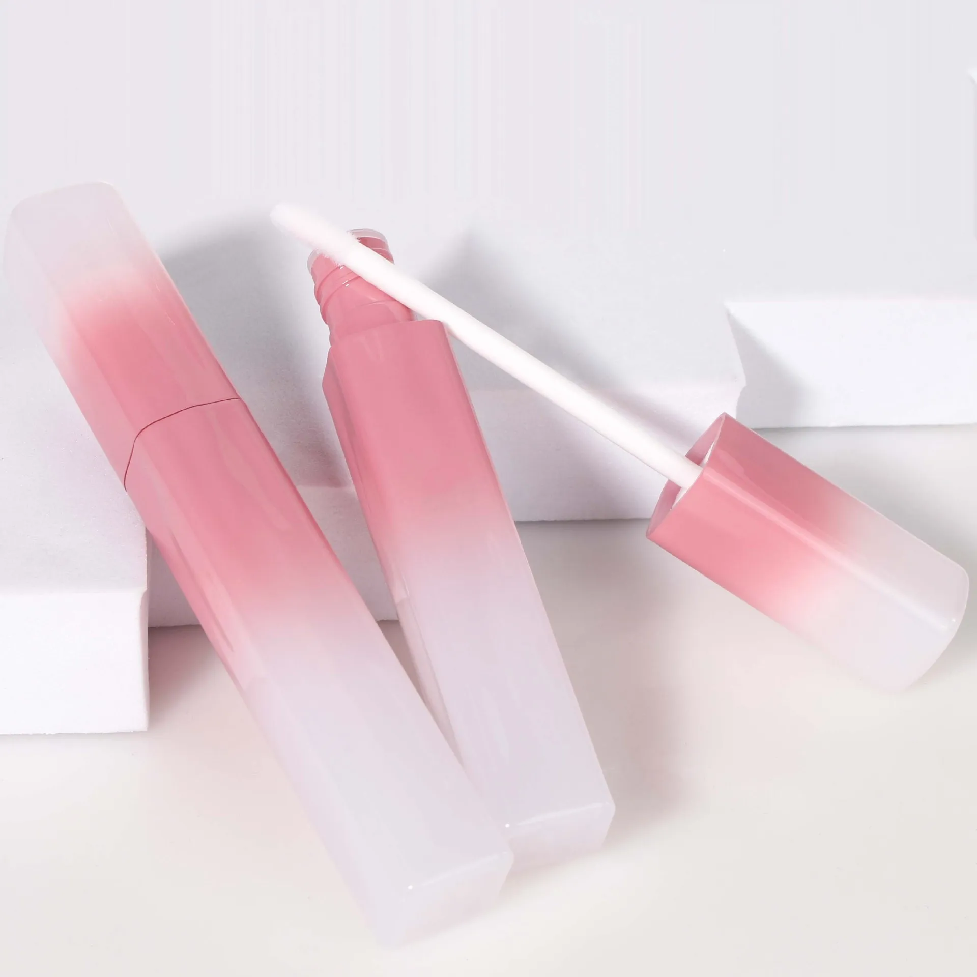 100pcs 5ml Pink Lip Glaze Tube Empty Bottle Makeup Packaging Material Cosmetic Package