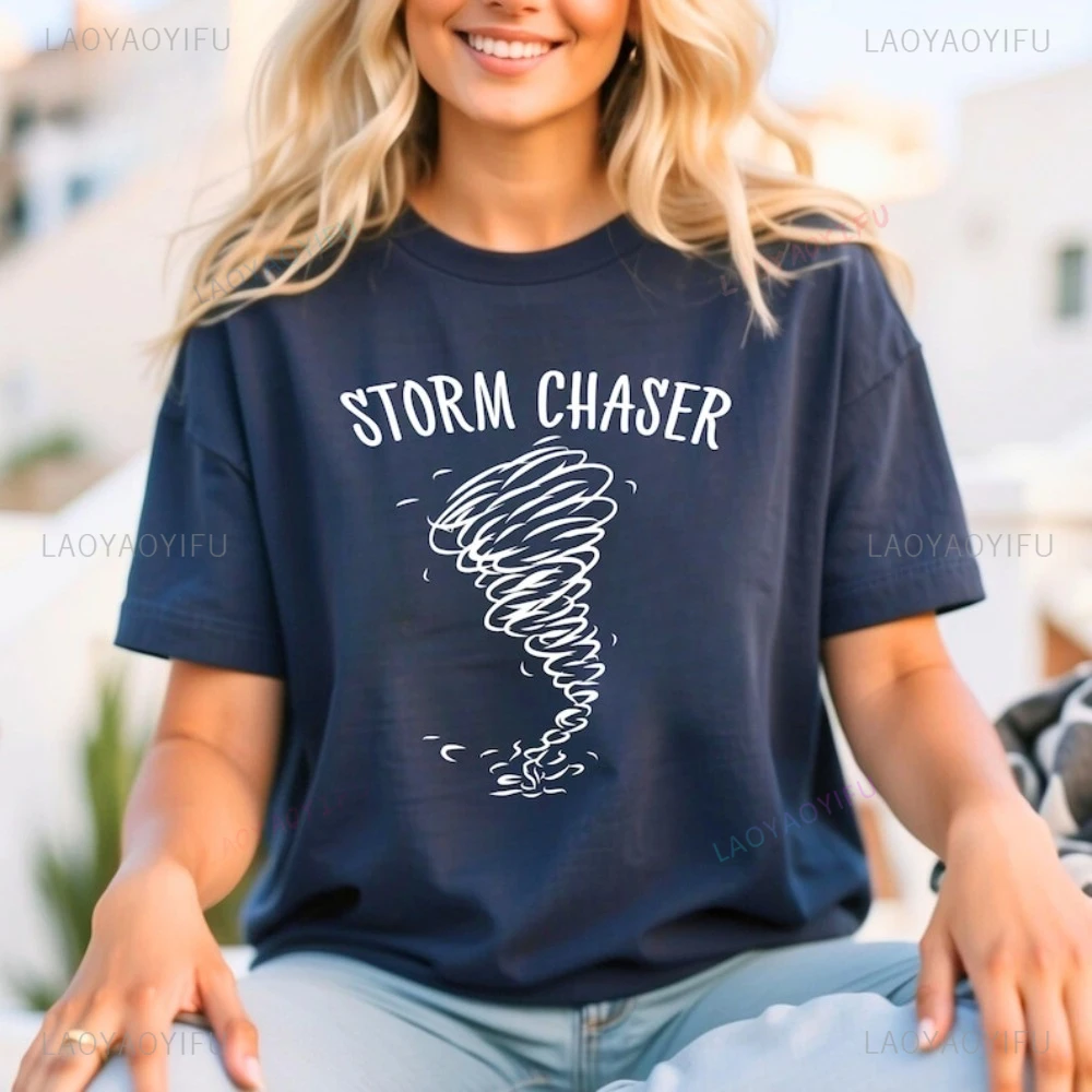 

Футболка унисекс Storm Chaser Tornado, одинаковая семейная футболка Storm Watcher, хлопковая повседневная модная мужская и женская футболка с коротким рукавом