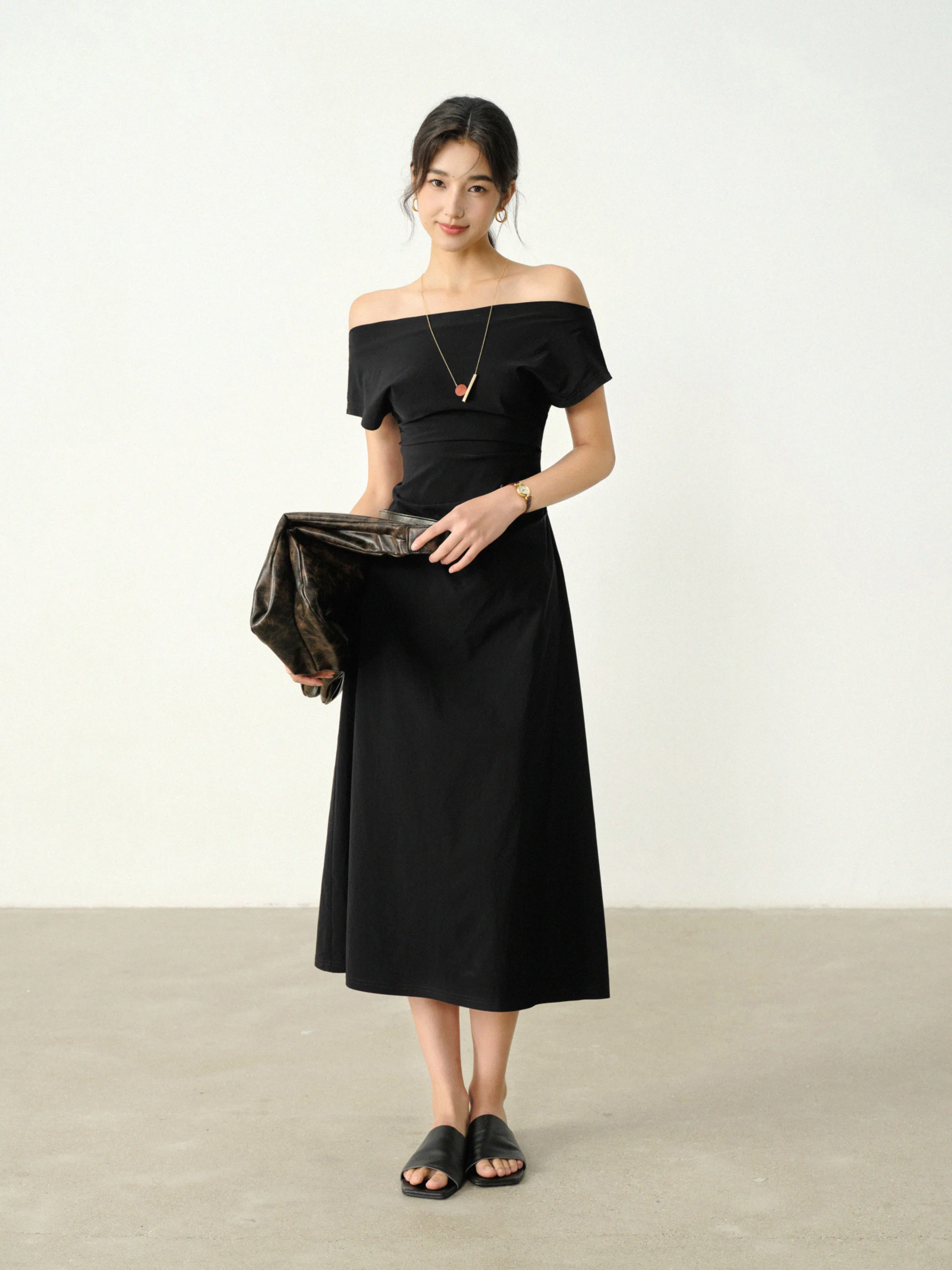 Abito nero elegante con spalle scoperte Abito lungo midi in vita slim fit Abito estivo stile francese Abbigliamento da sera casual chic da donna