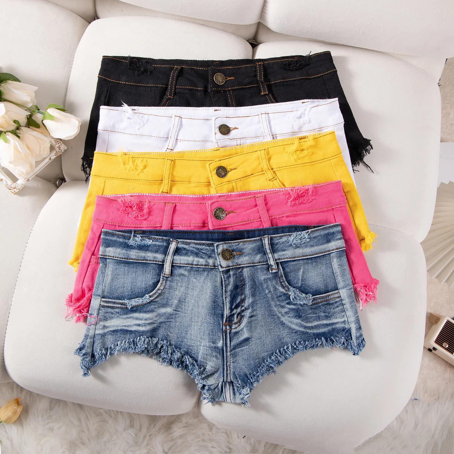 

Autumn New Low Waist Jeans Denim Shorts Spice Girls Sexy Super Shorts Cutting Ripped Destroyed Hot Pants Beach Nightclub