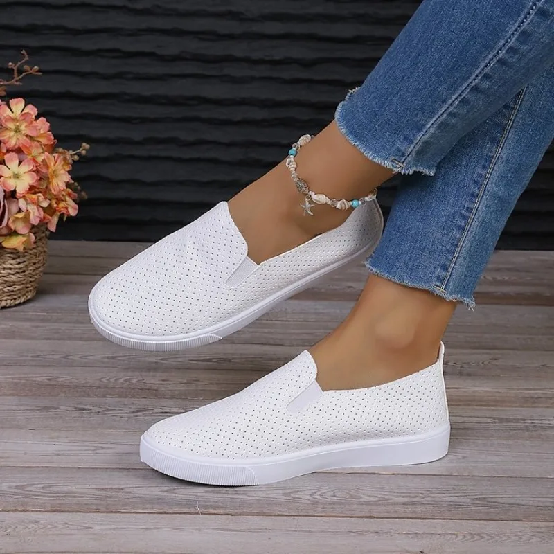 

2025 Shoes Women's Summer Mesh Breathable Flat Shoes Ladies Comfort Light Sneaker Socks Women Slip on Loers Zapatillas Muje 42