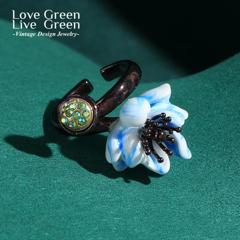 

Vintage Woman Flower Rings Blue Lotus Adjustable Elegant Rhinestone Antique Jewelry For Women Trendy Party Gift Wedding 2025