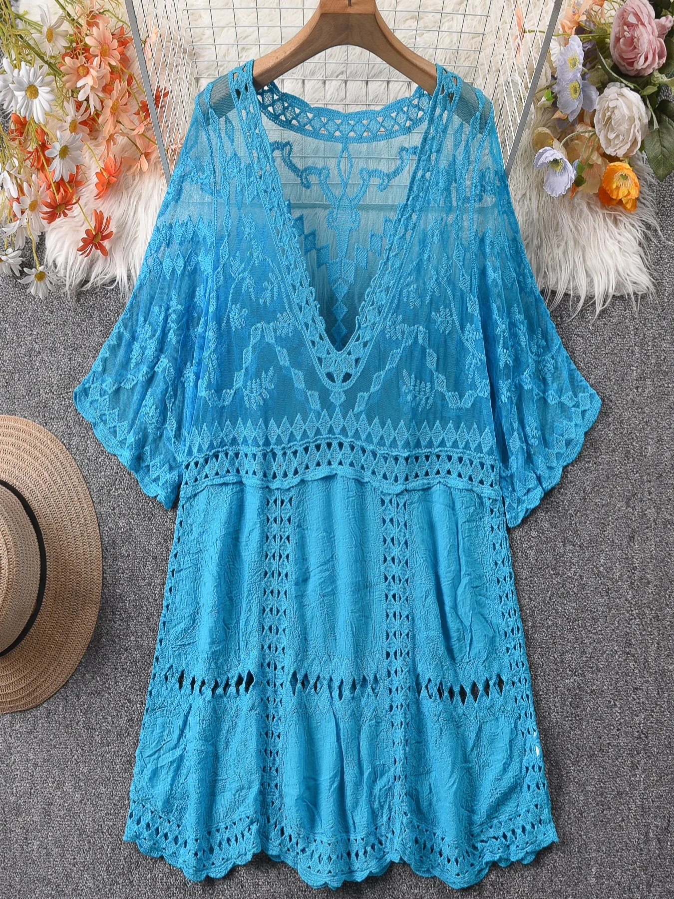 

Summer women's beach bikini cover, mesh embroidery splicing hollow V-neck pullover top, vacation outdoor sun protection shirt