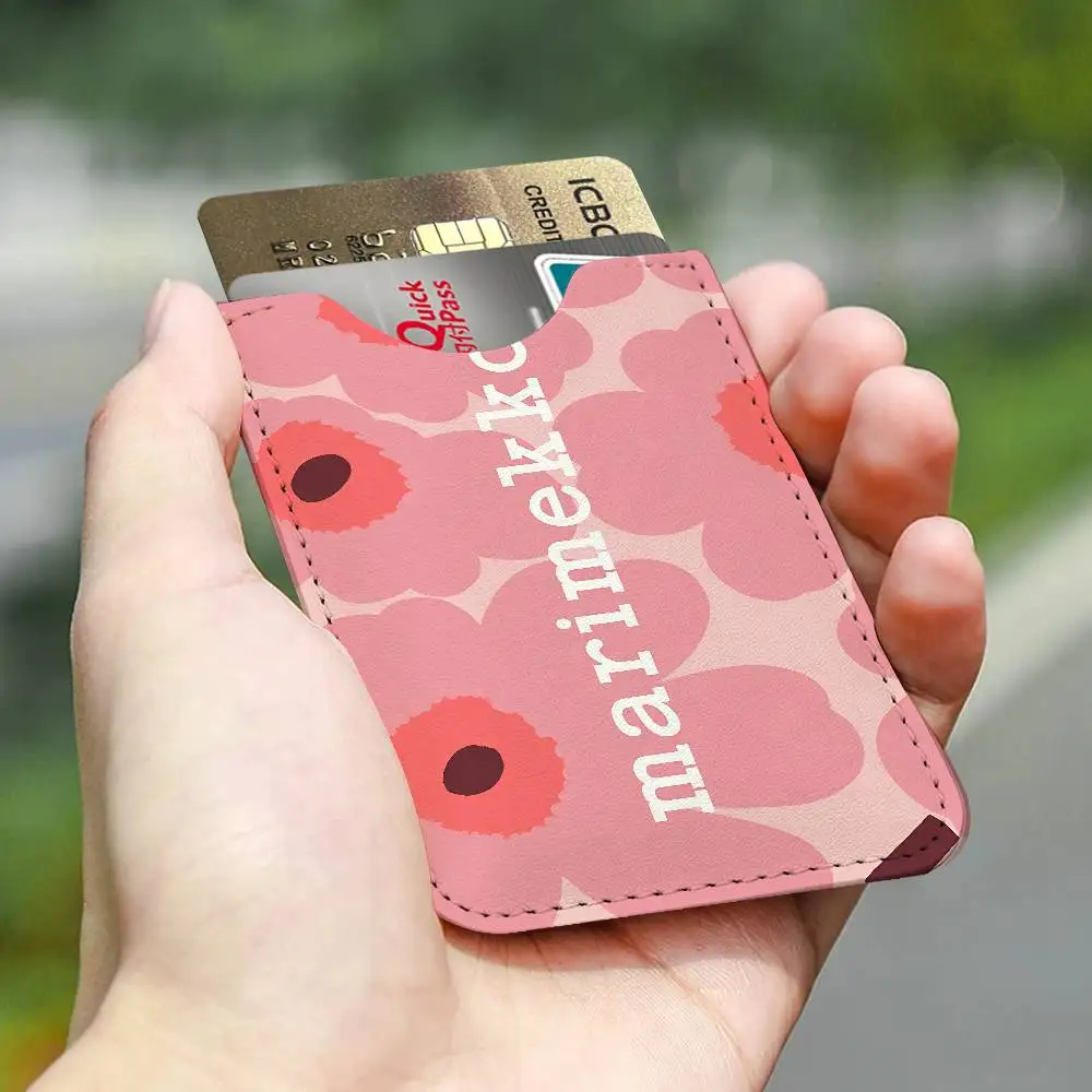 新品未開封】CASETiFYmarimekko Unikko Wristlet 【公式通販】