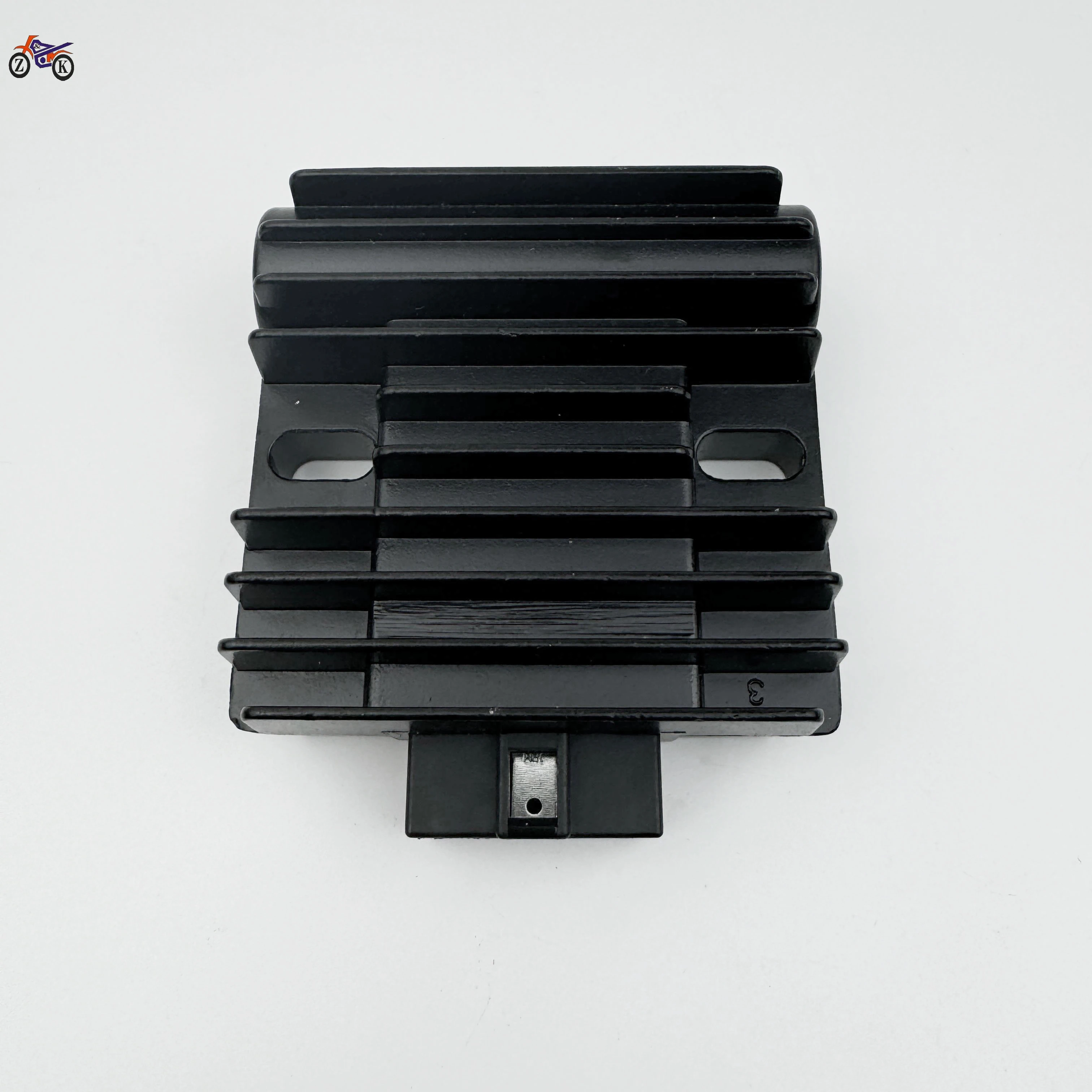 

For Lightcycle Suzuki scooter UU125T-2 rectifier UY125T Charger UE125 voltage regulator/2288
