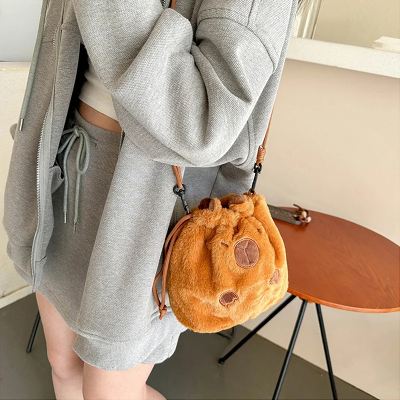 Shoulder Bag Cartoon Capybara Crossbody Bag New Plush Drawstring Bucket Bag Mobile Phone Pouch Coin Purse