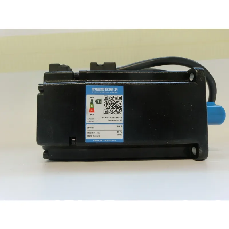 New Ecma J10807rs AC Servo Motor 750W 400VAC 3000RPM 2.39Nm 20 Bit Encoder Oil Seal IP65 80mm 1 Flange Mount