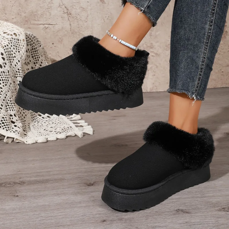 Women's new winter style versatile snow boots, fashionable and comfortable, with thick padding and large size cotton shoes 2026 view 2